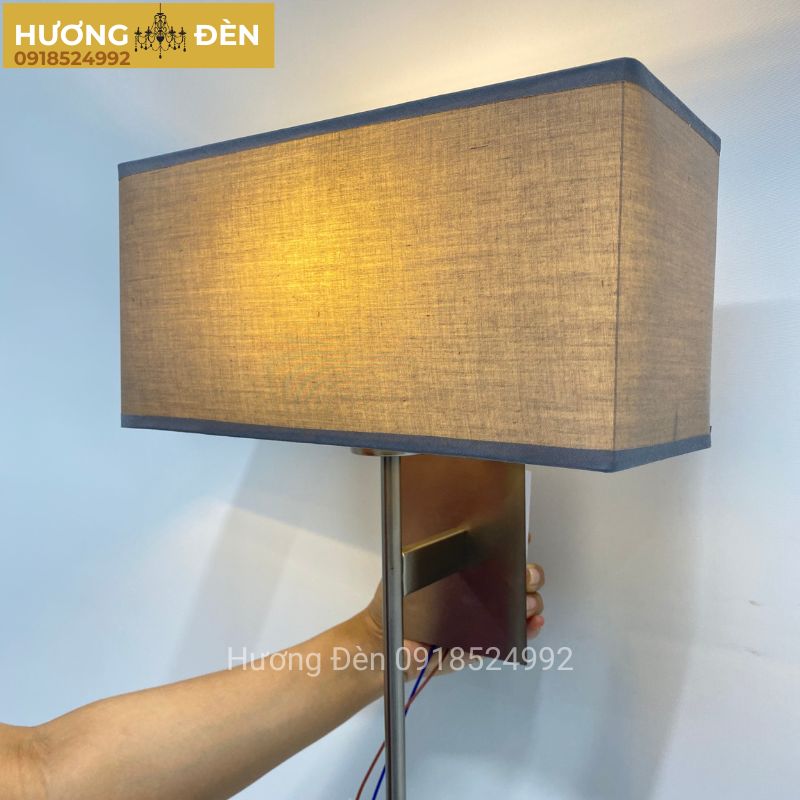 den-treo-tuong-trang-tri-chinh-hang-vdn55